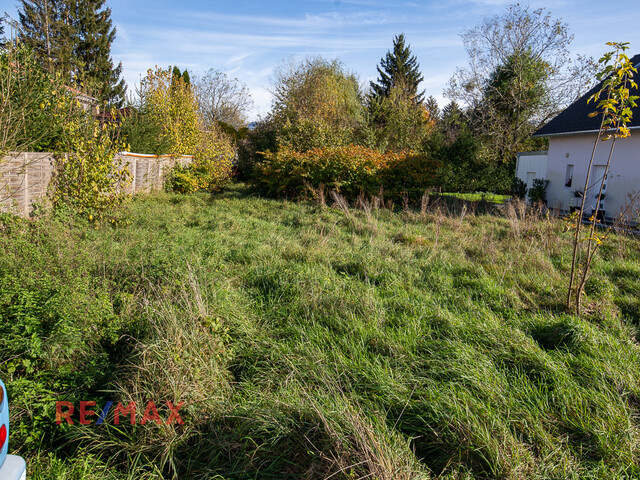 Schönes Grundstück für Ihr neues Eigenheim in liebevoller Umgebung