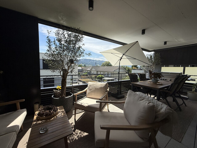 Sonnige 4-Zimmer-Dachgeschosswohnung in ruhiger Lage in Höchst zu vermieten