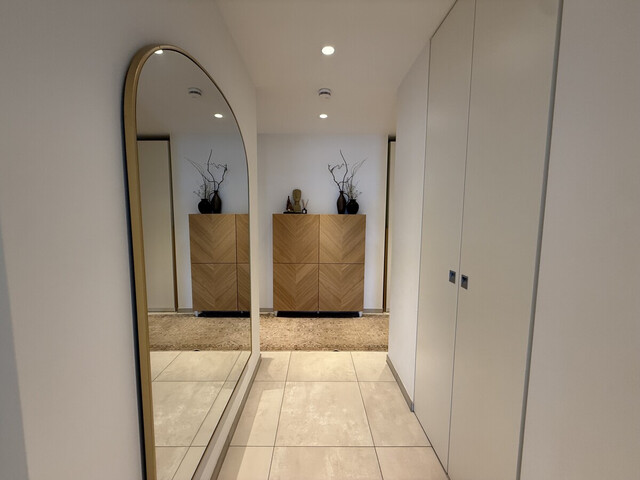 Sonnige 4-Zimmer-Dachgeschosswohnung in ruhiger Lage in Höchst zu vermieten