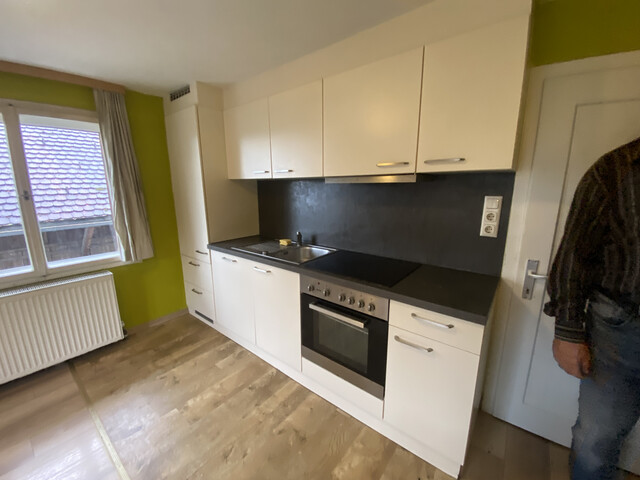 "ohne Provision" geräumige, teilmöblierte 4,5 Zimmer Wohnung