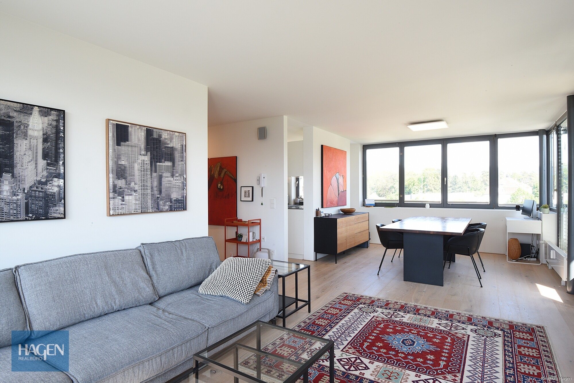 Seenahe Dachgeschossresidenz mit Panorama & Privatsphäre in Hard