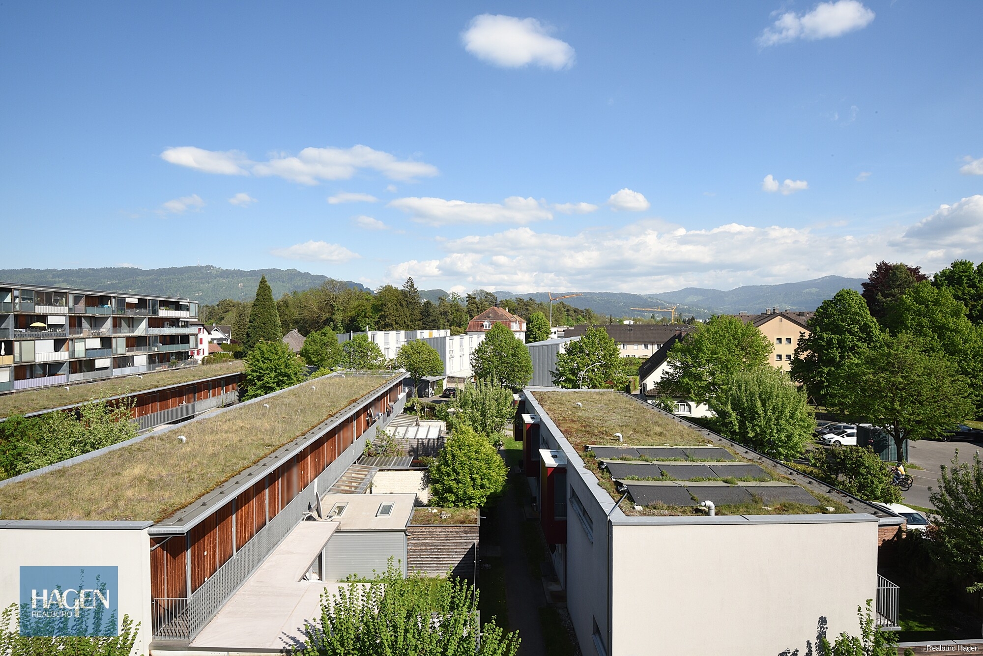Seenahe Dachgeschossresidenz mit Panorama & Privatsphäre in Hard