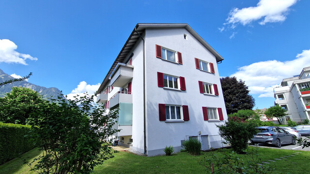 Schöne Dachgeschoß-Wohnung zu verkaufen