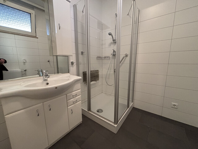 "ohne Provision" besonders geräumige 1 Zimmer Terrassenwohnung