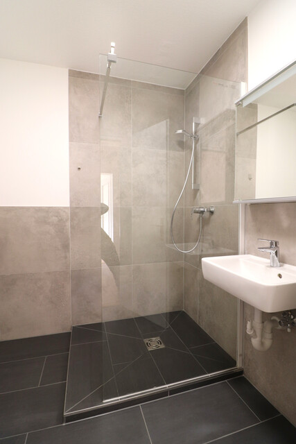 Helle 1,5 Zimmerwohnung mit Balkon und schönem Ausblick