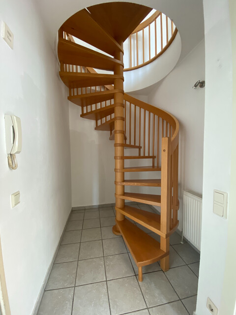 "ohne Provision" helle 2 Zimmer Wohnung über 2 Etagen