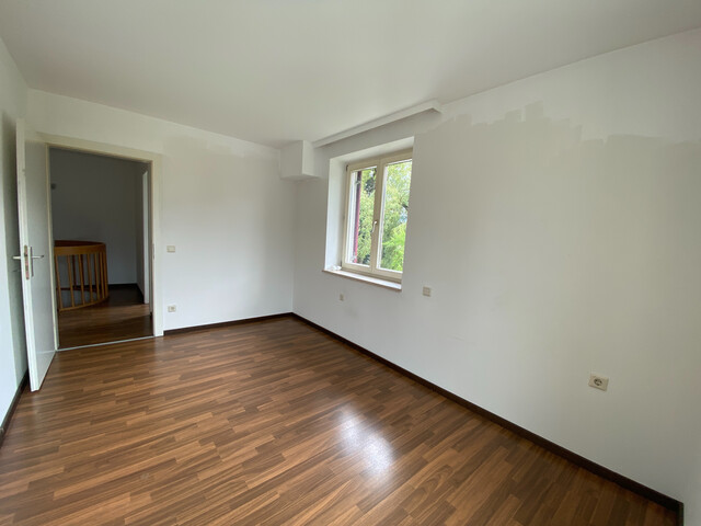 "ohne Provision" helle 2 Zimmer Wohnung über 2 Etagen