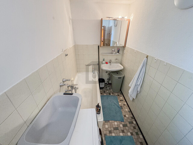 TOP GELEGEN MIT AUSSICHT VOM BALKON AUF BODENSEE