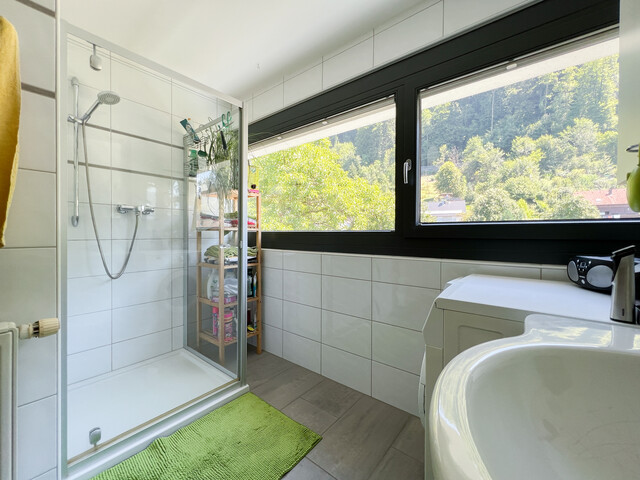 Schöne Dachgeschosswohnung mit herrlicher Südterrasse mit Aussicht