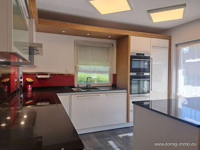 Einfamilienhaus mit Sauna und Whirlpool in begehrter Lage von Klaus