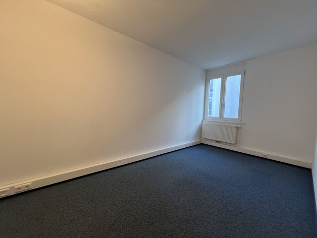 AUF DER SUCHE NACH EINER PRAXIS?