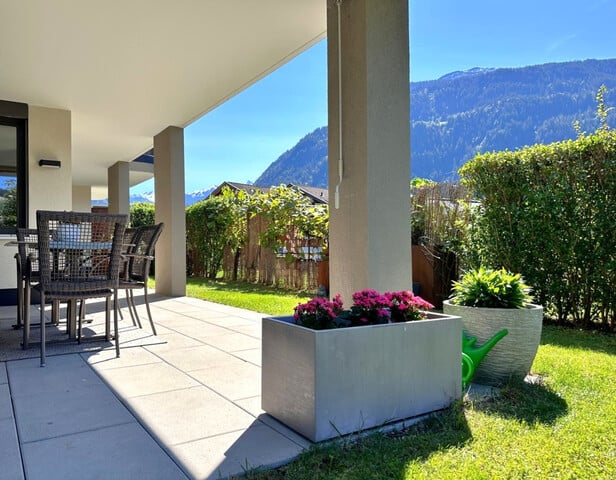 Großzügige 4-Zimmer Wohnung mit Garten und Bergblick!