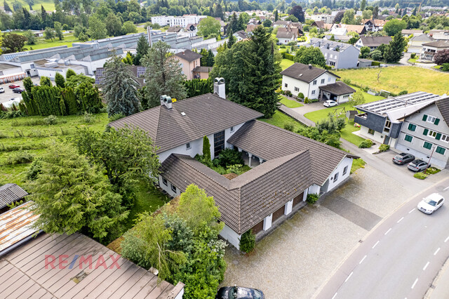 Romantische Villa aus Dornröschenschlaf erwacht