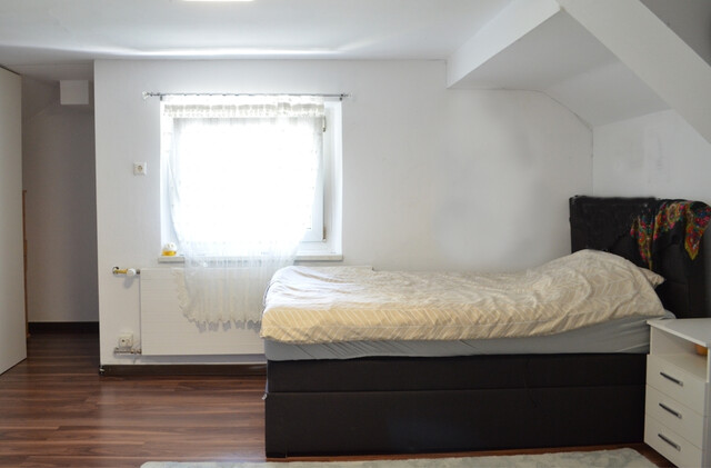 Bestandsfreies Mehrfamilienhaus mit zwei Grundstücken in Feldkirch zu verkaufen