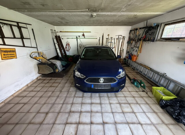 Haus mit großem Grundstück in Mäder