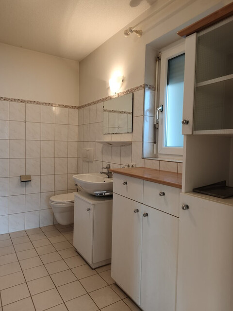 Charmante 2,5-Zi-Wohnung in Höchst mit Balkon!