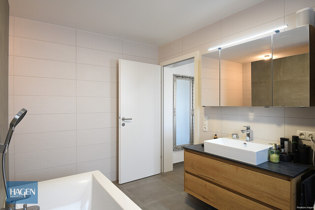 Einfamilienhaus in Massivbauweise – ideal für Familien