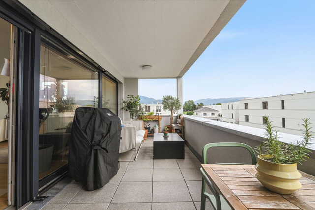 Moderne 3-Zimmer Dachgeschoßwohnung mit Terrasse und Tiefgarage