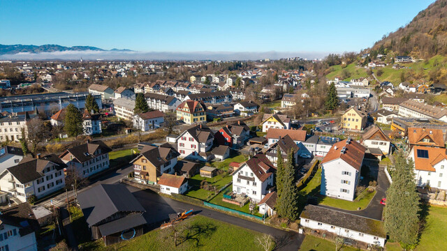 Großzügiges 10-Zimmer-Haus in Kennelbach mit Terrasse, Garten und Balkon