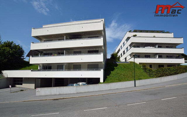 Neuwertige 4-Zimmer-Gartenwohnung mit großem Privatgarten & hochwertiger Ausstattung