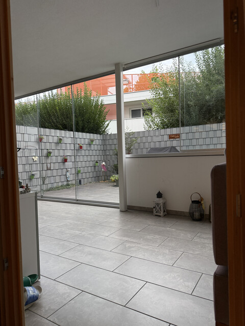 Schöne 2 Zimmer Erdgeschoss Whg  +  20m² Wintergarten 