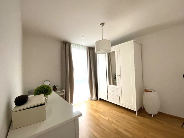 Äußerst gepflegte 3 Zimmer Wohnung mit stilvollem Flair/Balkon & 1 TG-Stellplatz