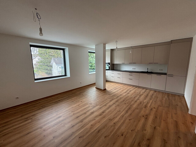 Attraktive Neubauwohnungen in saniertem Wohn- und Geschäftshaus