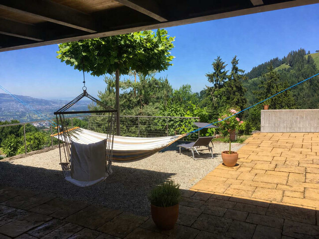 Wohnen über der Nebelgrenze - Architektenhaus mit Weitblick