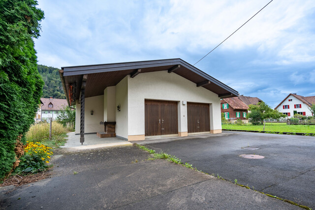 Für Handwerker mit Ausbauqualitäten - Wohnhaus mit 2 Wohnungen und zusätzlichem Bauplatz