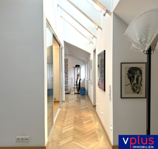 Exklusive Maisonette-Wohnung mit Wintergarten und Terrasse