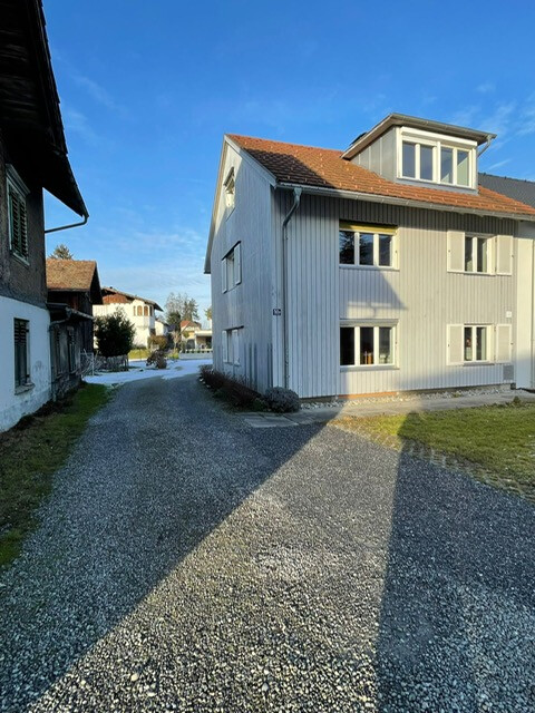 2 Stöckige Dachwohnung mit großer Terrasse in Altbau - Charmante Mietwohnung in Top-Lage!