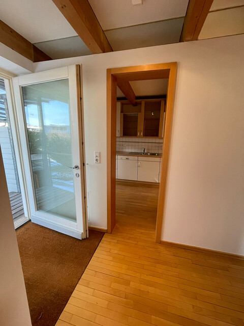 2 Stöckige Dachwohnung mit großer Terrasse in Altbau - Charmante Mietwohnung in Top-Lage!