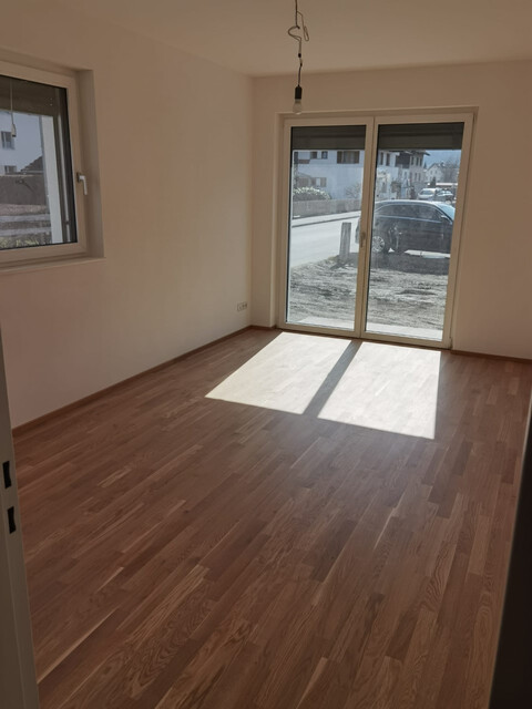 Helle 3-Zimmer-Wohnung mit Gartenanteil in Schlins