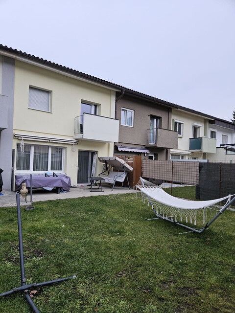 Schönes Reihenhaus mit Garten in Gisingen