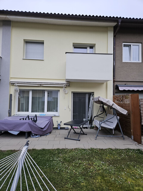 Schönes Reihenhaus mit Garten in Gisingen