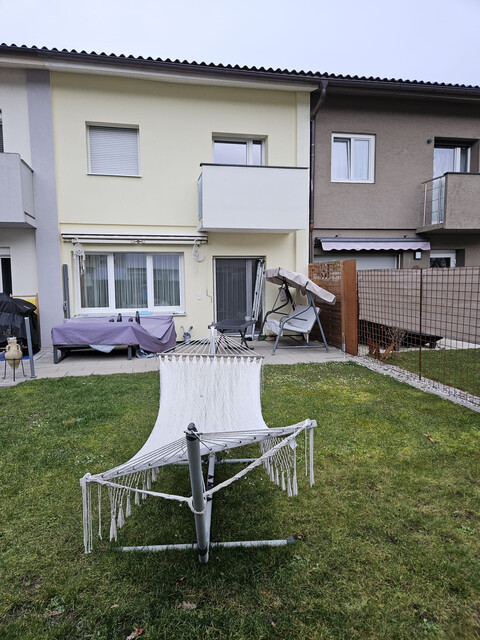 Schönes Reihenhaus mit Garten in Gisingen