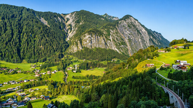 Ländliche idylle mit Privatsphäre und imposantem Panorama am Fuße des Arlberg