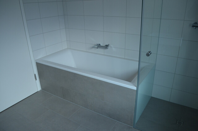 Neuwertige 2-Zimmerwohnung in Seenähe zu vermieten (verfügbar nach Absprache)