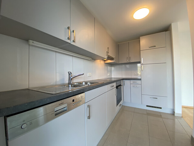 "ohne Provision" geräumige, grenznahe 2 Zimmer Wohnung mit großer Terrasse