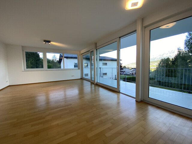 "ohne Provision" geräumige, grenznahe 2 Zimmer Wohnung mit großer Terrasse