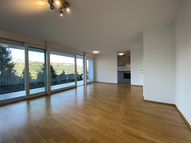 "ohne Provision" geräumige, grenznahe 2 Zimmer Wohnung mit großer Terrasse