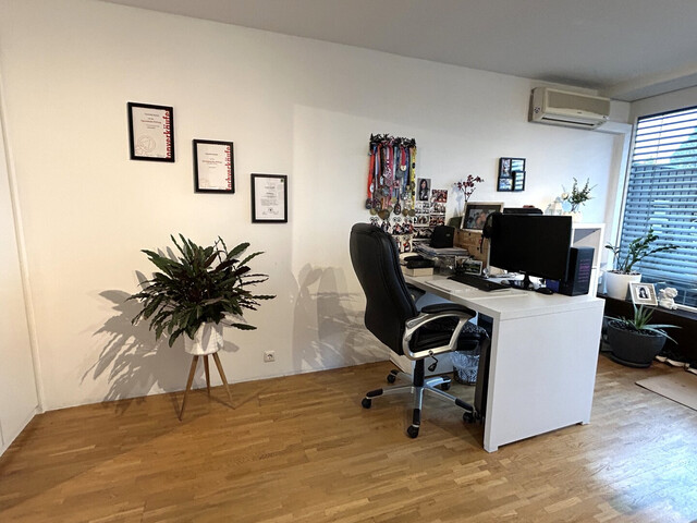 Großzügige 4-Zimmer-Wohnung mit großer Terrasse mitten in der Stadt