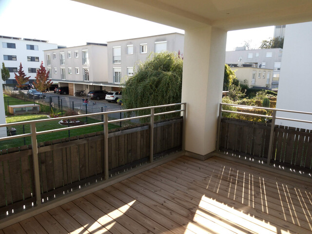 Sonnige hochwertige Eck-Wohnung in See- u Stadtnähe