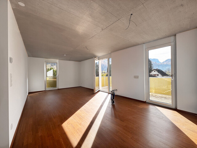 Rasch bezugsfertig: 4-Zi-Dachgeschosswohnung mit Balkon