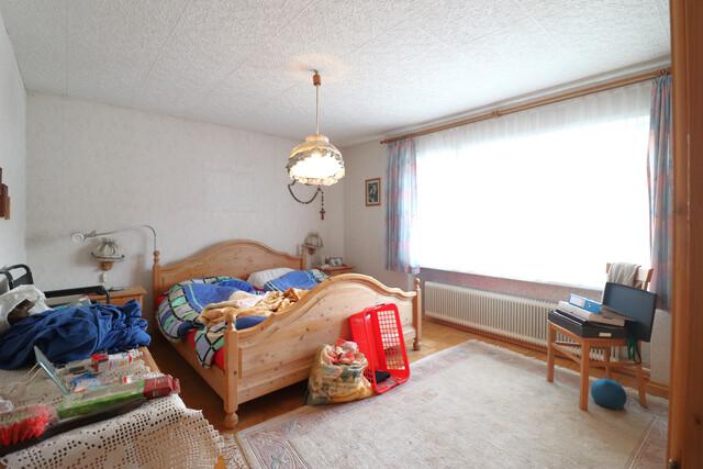 JUWEL: Bungalow mit riesigem Grundstück in sehr guter Lage (Nahe der Frutz)