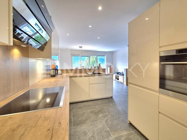 Top Wohnung mit Tiefgarage