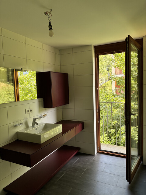 Helle 2-Zimmer-Wohnung in Toplage mit Panoramablick, Balkon & Tiefgaragenplatz in Feldkirch