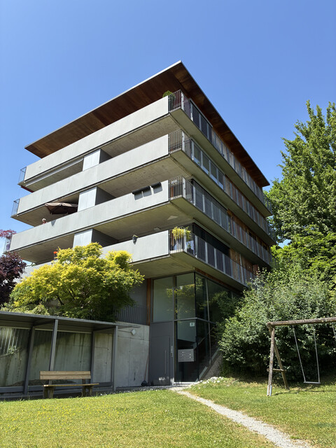 Helle 2-Zimmer-Wohnung in Toplage mit Panoramablick, Balkon & Tiefgaragenplatz in Feldkirch