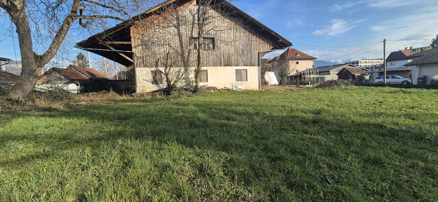 Großzügiges 1000m² Grundstück mit Altbestand in Lauterach, Vorarlberg