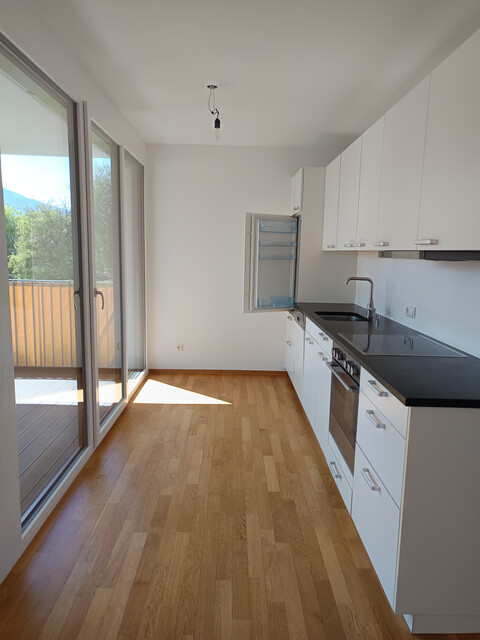 MODERNES WOHNEN IN KOBLACH: Helle 3-Zimmer-Terrassenwohnung in Kleinanlage